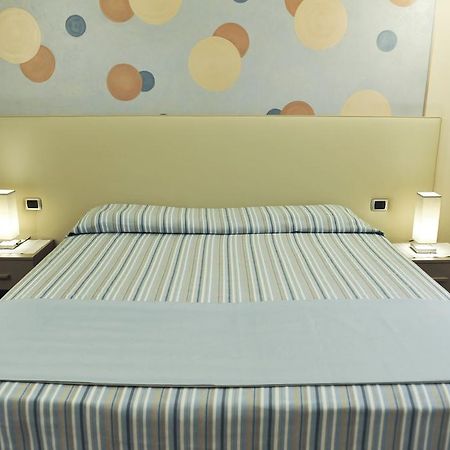Albergo Abanyta Turin Phòng bức ảnh